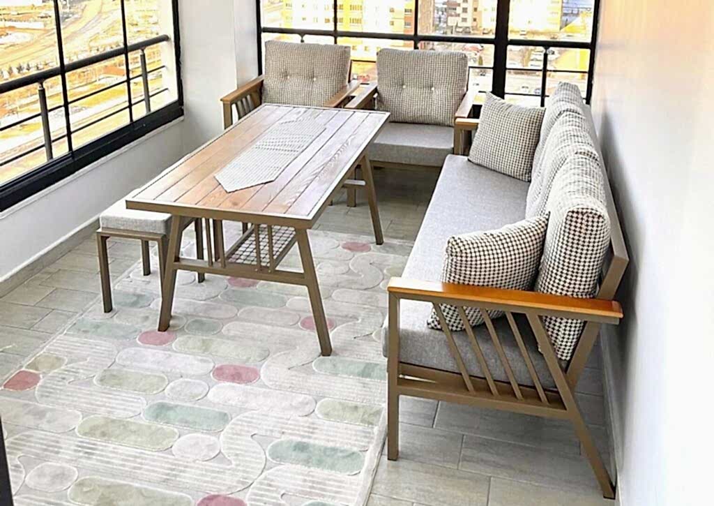 Star Balkon Mobilyası