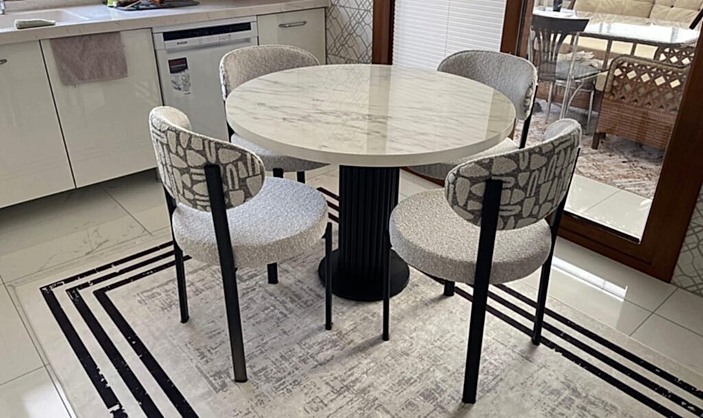 Akrep Sandalye / Yuvarlak Polo Masa